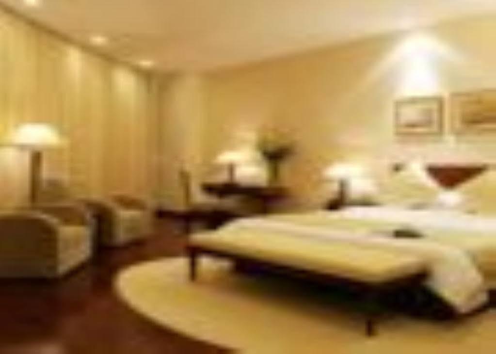 Ramada Plaza Sino-Bay Shanghai Fengxian Extérieur photo
