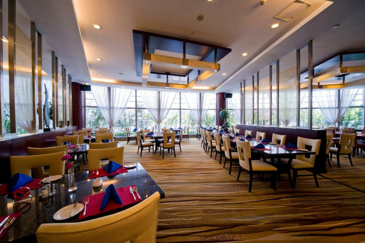 Ramada Plaza Sino-Bay Shanghai Fengxian Extérieur photo